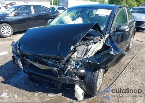 2006 Volvo S40 2.4I from USA, damaged, VIN YV1MS382162211413